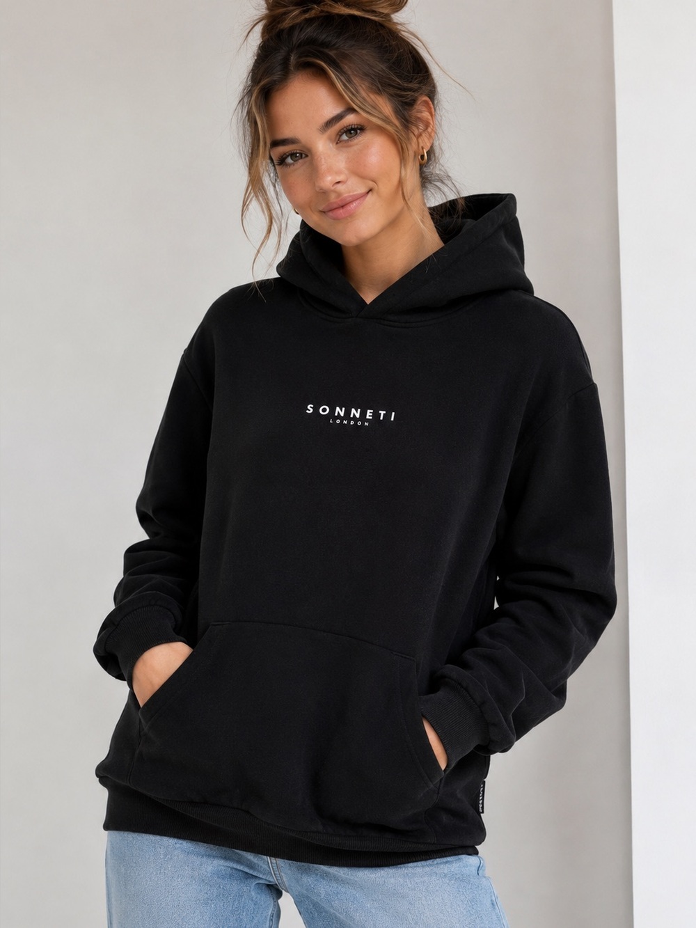 Sonneti London Black Pullover Hoodie Size XL Unisex Minimalist Streetwear